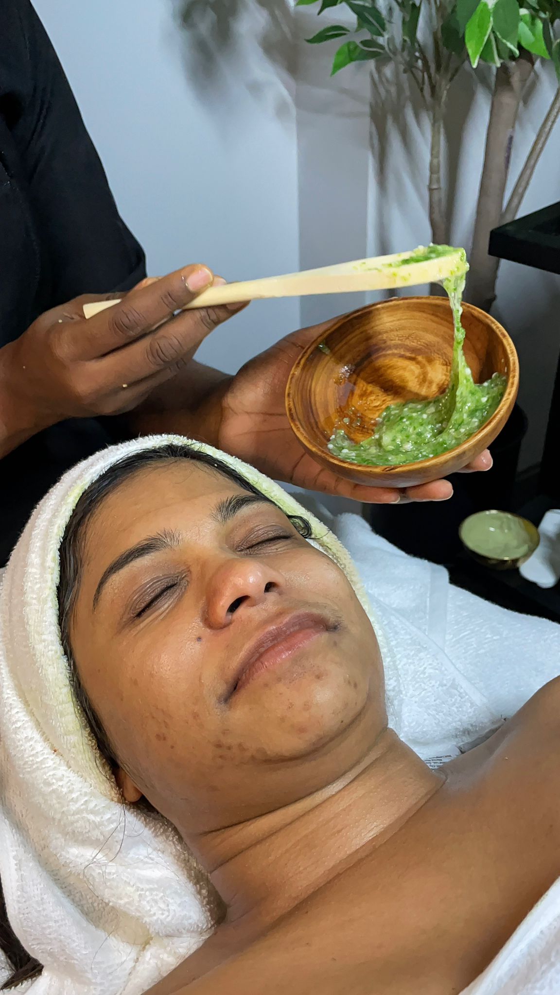 Àkókò Re Time-Rewind Facial (Anti aging) 1hr 10mins