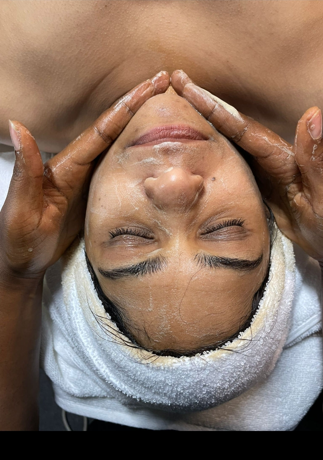 Àkókò Re Time-Rewind Facial (Anti aging) 1hr 10mins